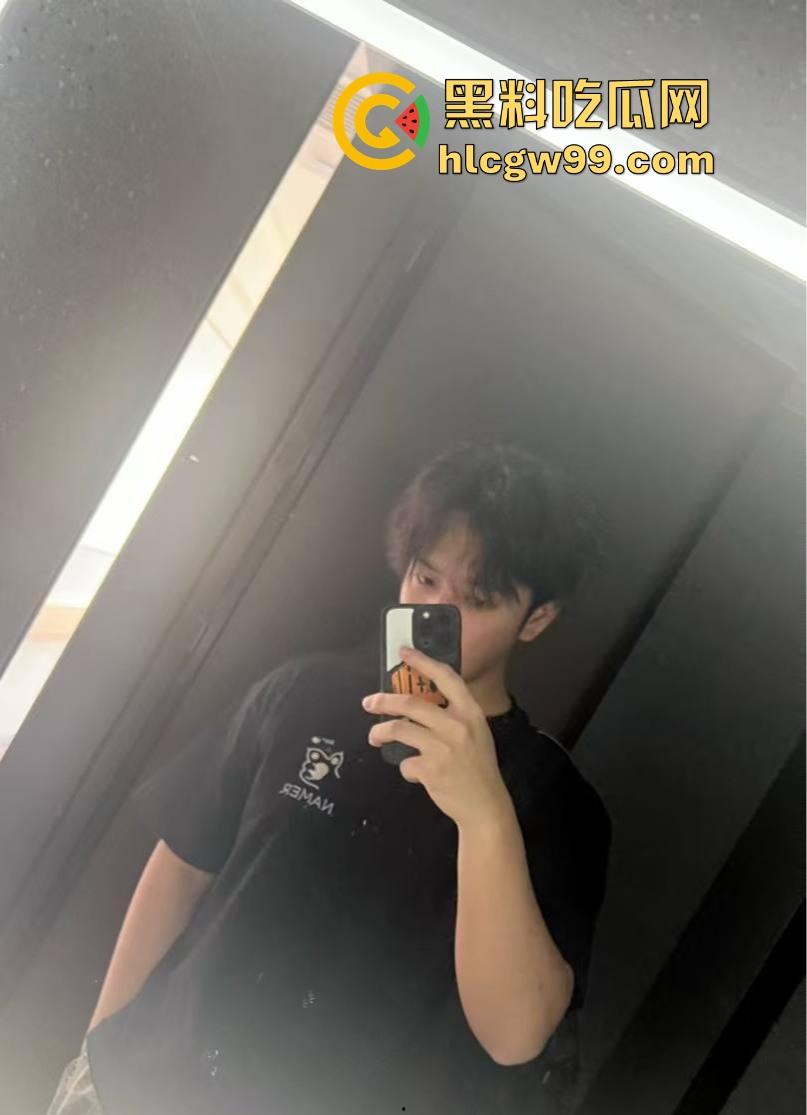 纯爱战神再次应声倒地，浙江湖州宇翔职业学院19岁【王晶晶】背着男友网调认主 不雅聊天记录被尽数曝光！-3