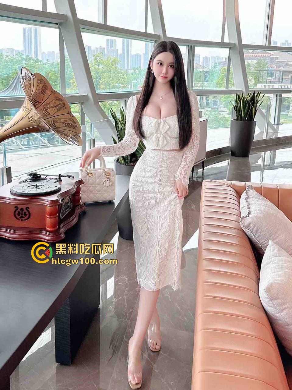 黑料小葵花课堂开课啦 用手正确抚摸女性乳房技巧 如何摸奶摸到她性高潮 让乳头勃起从不敏感变超敏感！-8