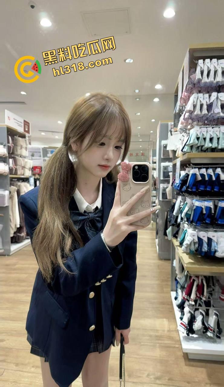 带你们见识牛逼新境界,路边防撞铁杆子也能用来自嗨,一屁股坐下去整个逼深不可测!-5