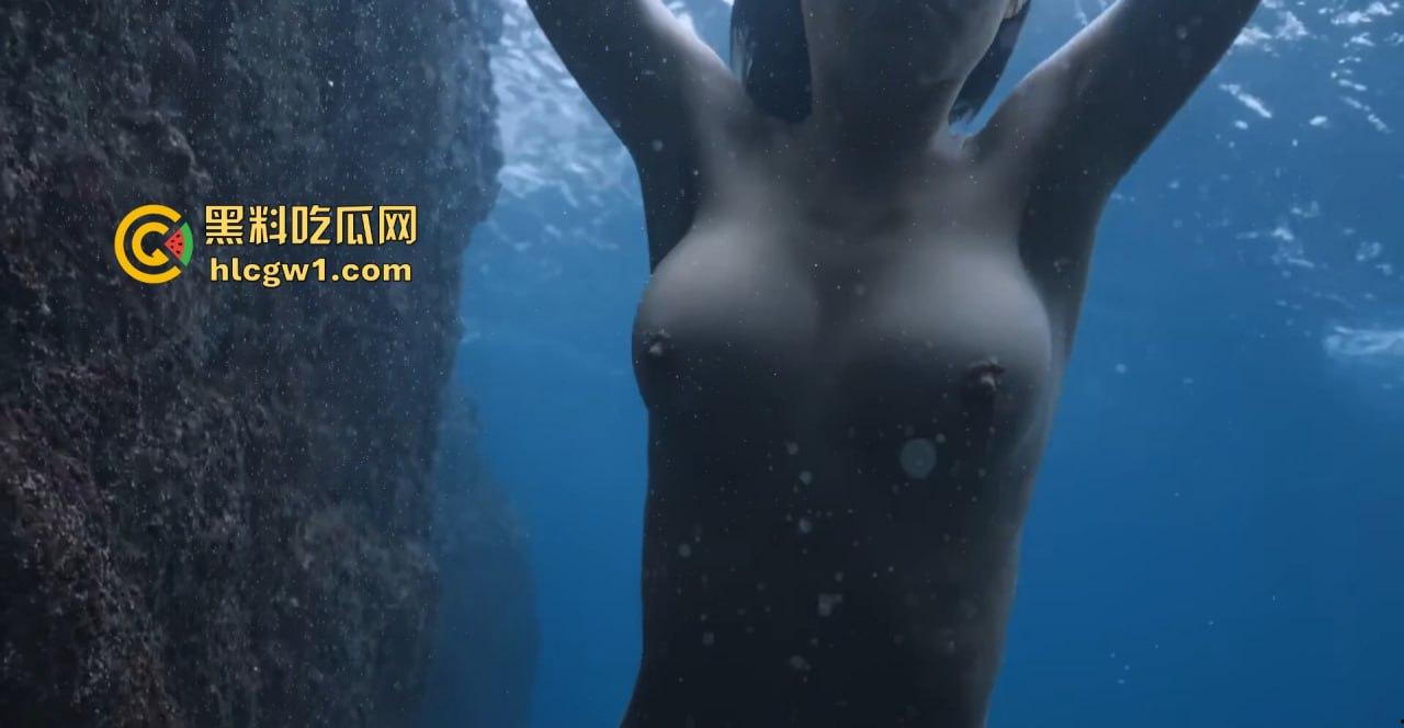 山东青岛妹子水底裸泳视频流出!清纯美人身姿曼妙,水中婀娜,看得人身心愉悦!-5