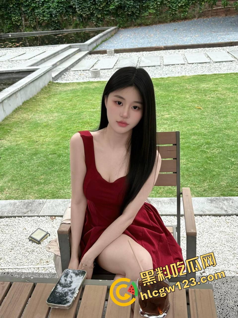 杜蕾斯YYDS，女主播直播授课教你精准插入，卖套顺便上插入技巧教学，全程不提套但句句不离套！-1