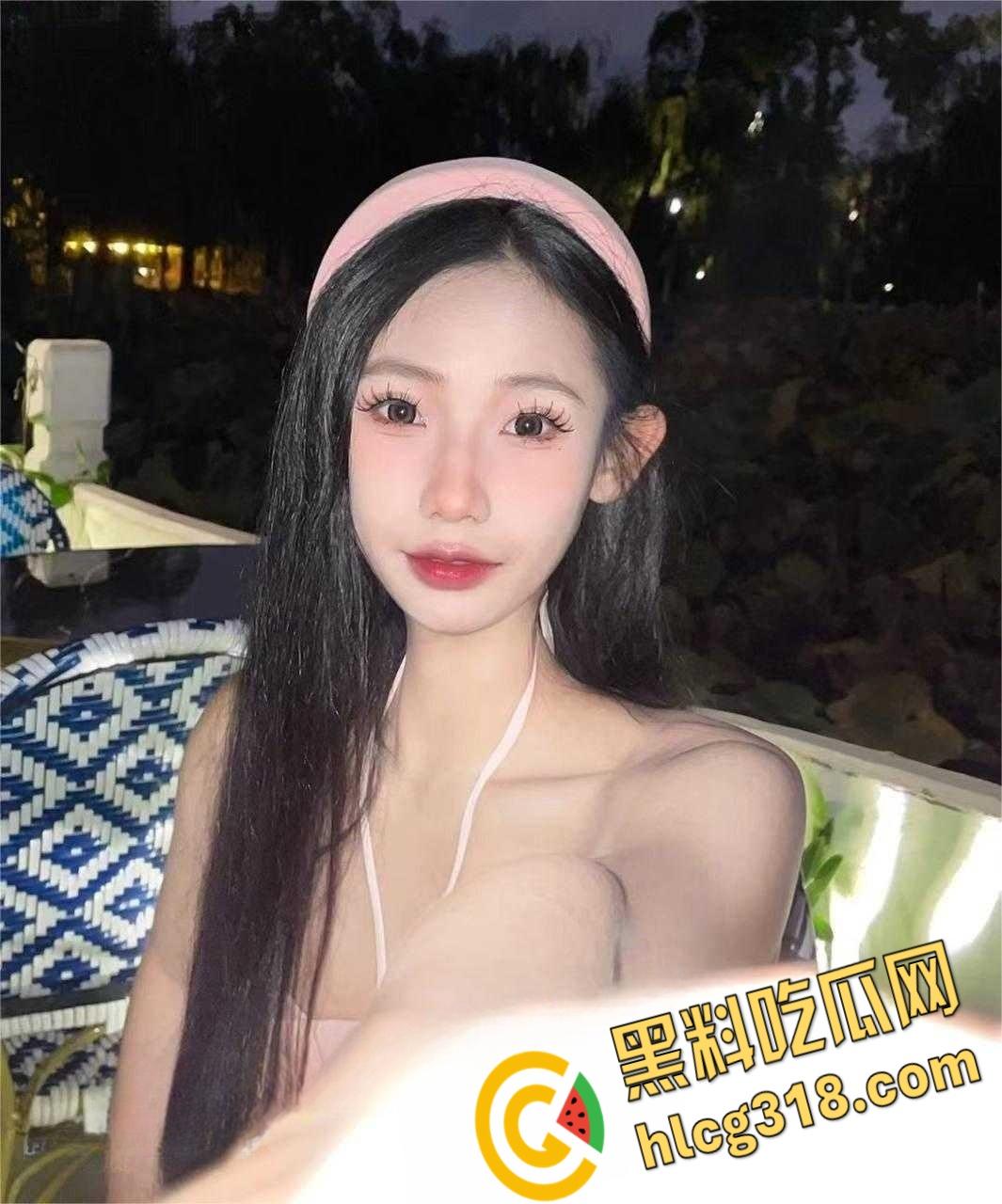 自驾游遇到的仙气小美女,搭讪还有点高冷,随便喝点酒就开始舌吻,主动口交无套女上,这也太反差了!-2