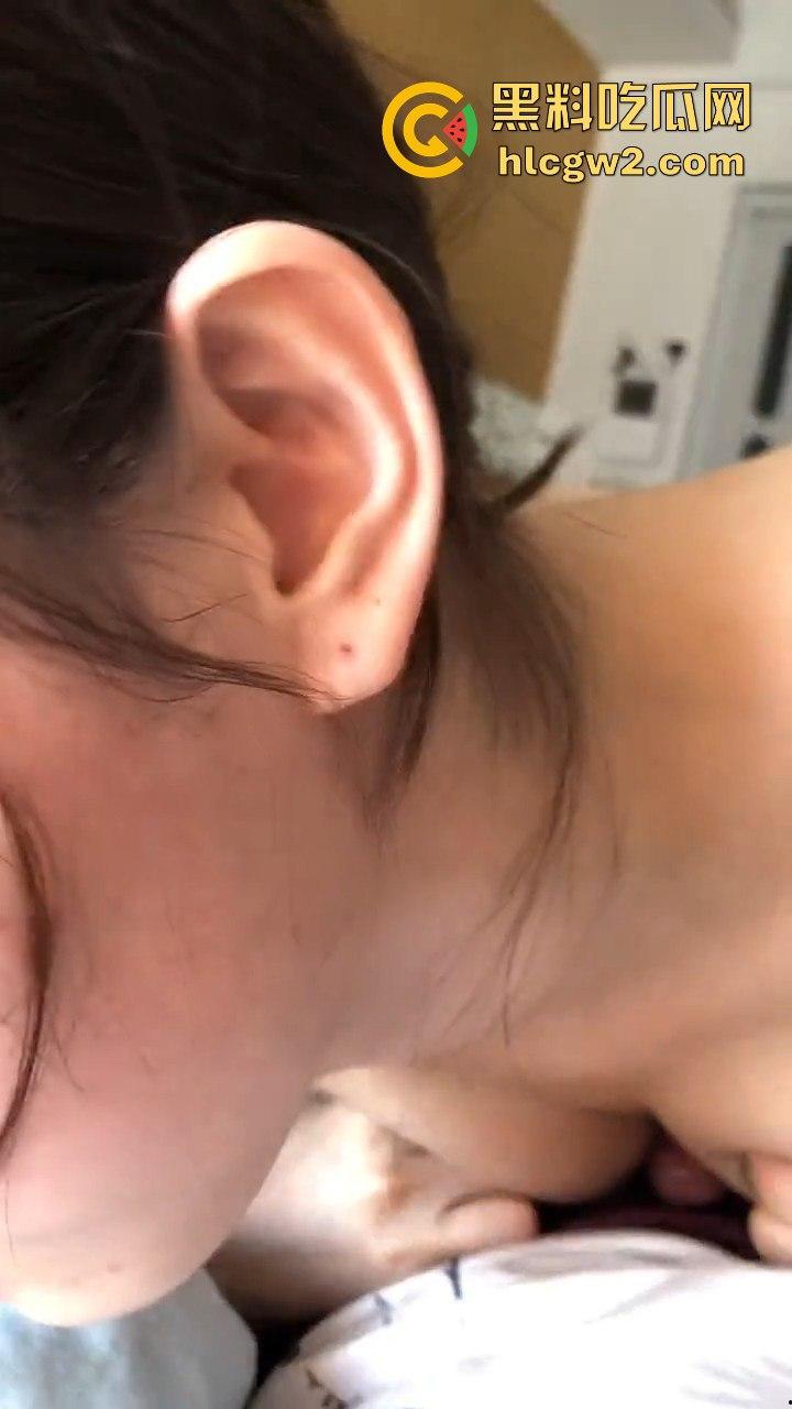 私密SPA房激情四溢!少妇『安晓婉』主动撅臀迎合老公,老公抽插速度快到让人听红脸,真是狂野夫妻档!-10