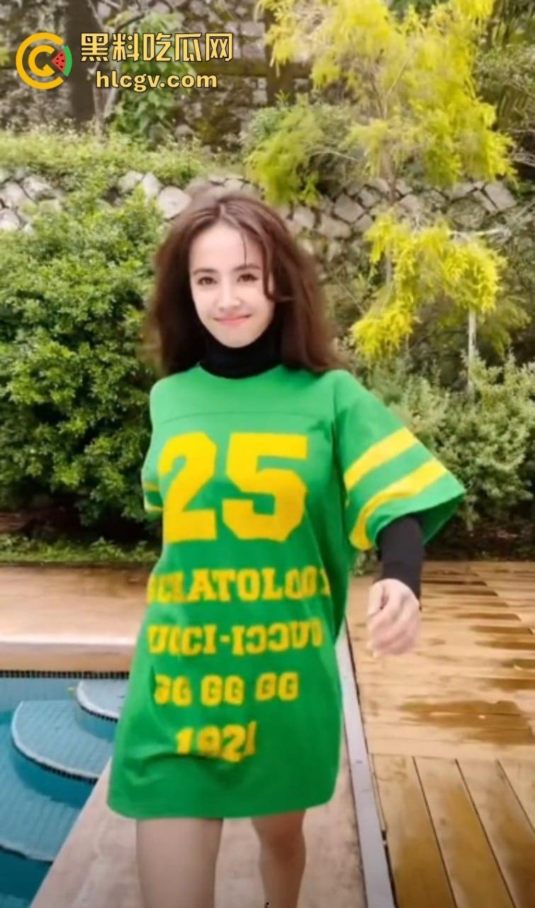 “地才就是地才!完美”蔡依林演唱会漏点 紫色连体衣惊现大尺度造型 三点全露 性感爆棚!-5