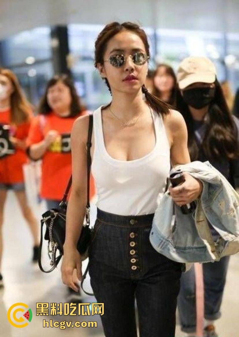 “地才就是地才!完美”蔡依林演唱会漏点 紫色连体衣惊现大尺度造型 三点全露 性感爆棚!-11