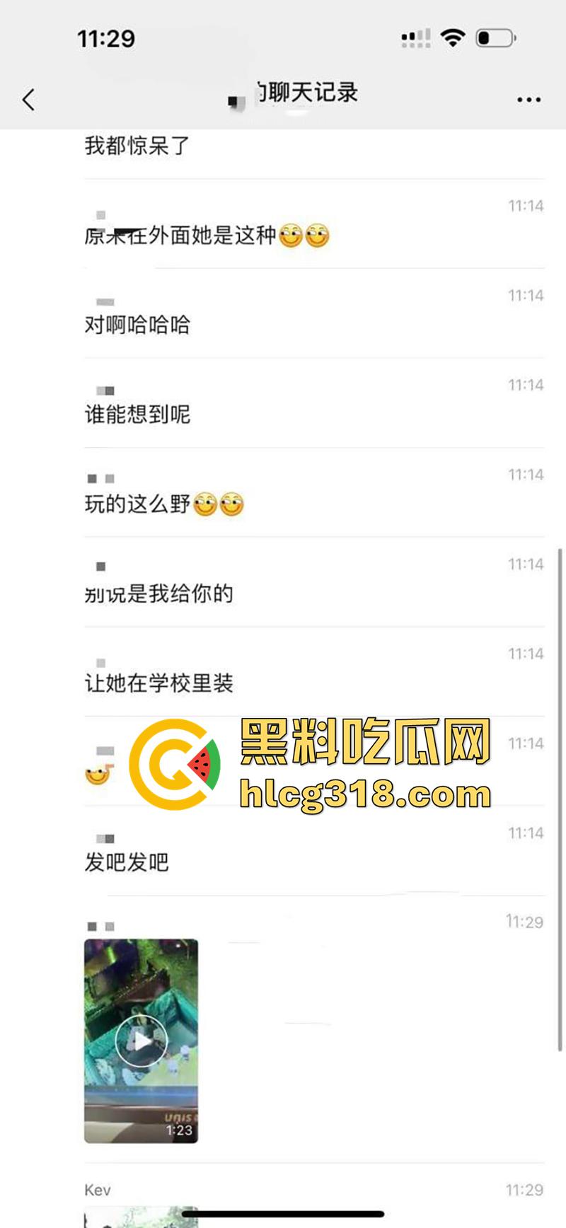 奶茶店偷情玩的就是刺激!广西玉林仙尼奶茶店,高冷校花女神【孙晓慧】,竟给陌生男子口交被曝光!-2