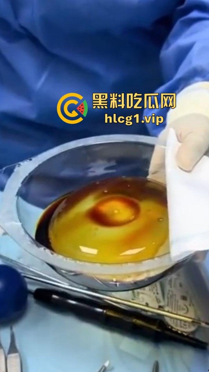 7W就能让你机场变巨乳!抖音上那些36D大胸妹子,原来都是这么来的!-11