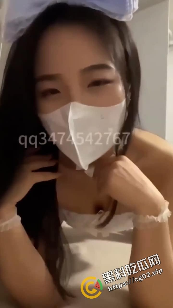 抖音 小团嫂 风韵骚妈 千元定制私拍福利合集 曹阿瞒狂喜!烧鸡别以为戴着口罩就认不出你-4