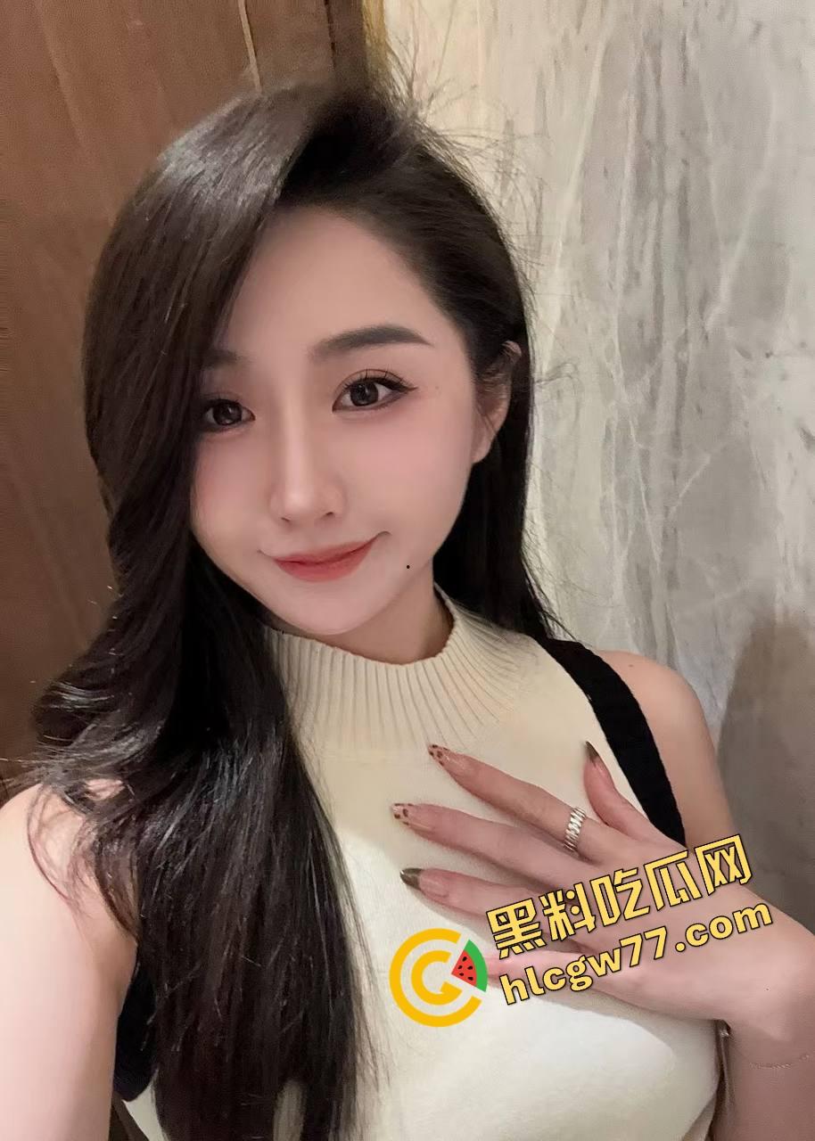 四川成都接盘侠实录，小哥花十几万彩礼娶到陪酒按摩母狗，婚后才发现床上骚得像老手，翻聊天记录全崩！-9