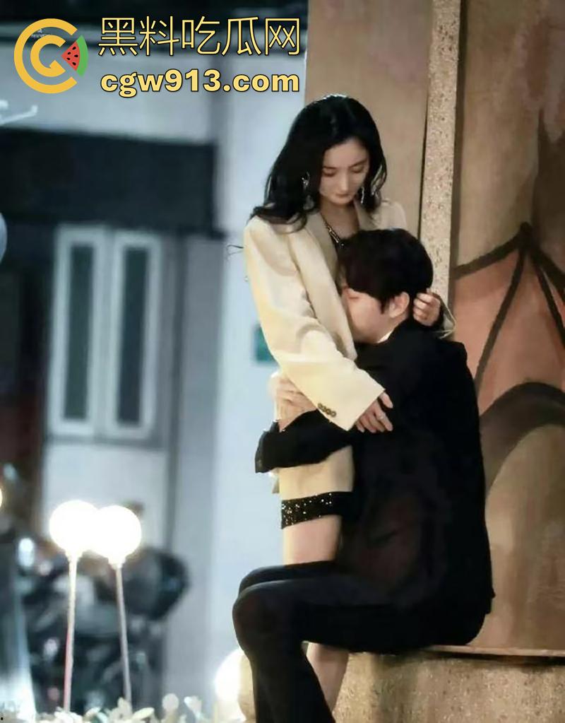 顶流男星【魏大勋】，被曝迷奸网红前女友，各种pua套路聊天记录，还自拍迷奸视频，女主被折磨导致崩溃！-16