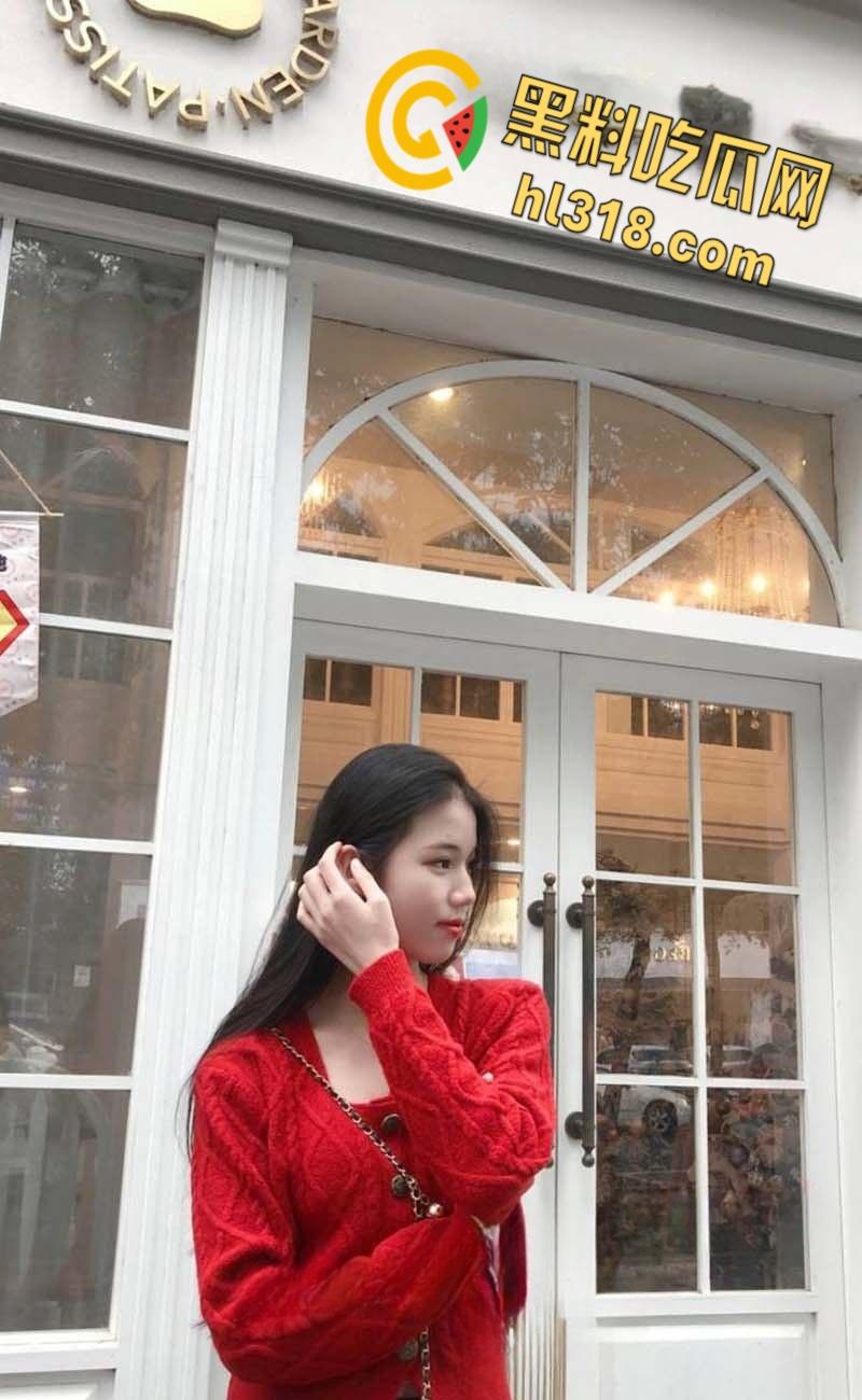 广西南宁【邓婷婷】出轨偷情约炮,绿帽男友无情曝光,清纯白袜白丝被各种爆操打桩,露脸口爆淫荡至极 !-3