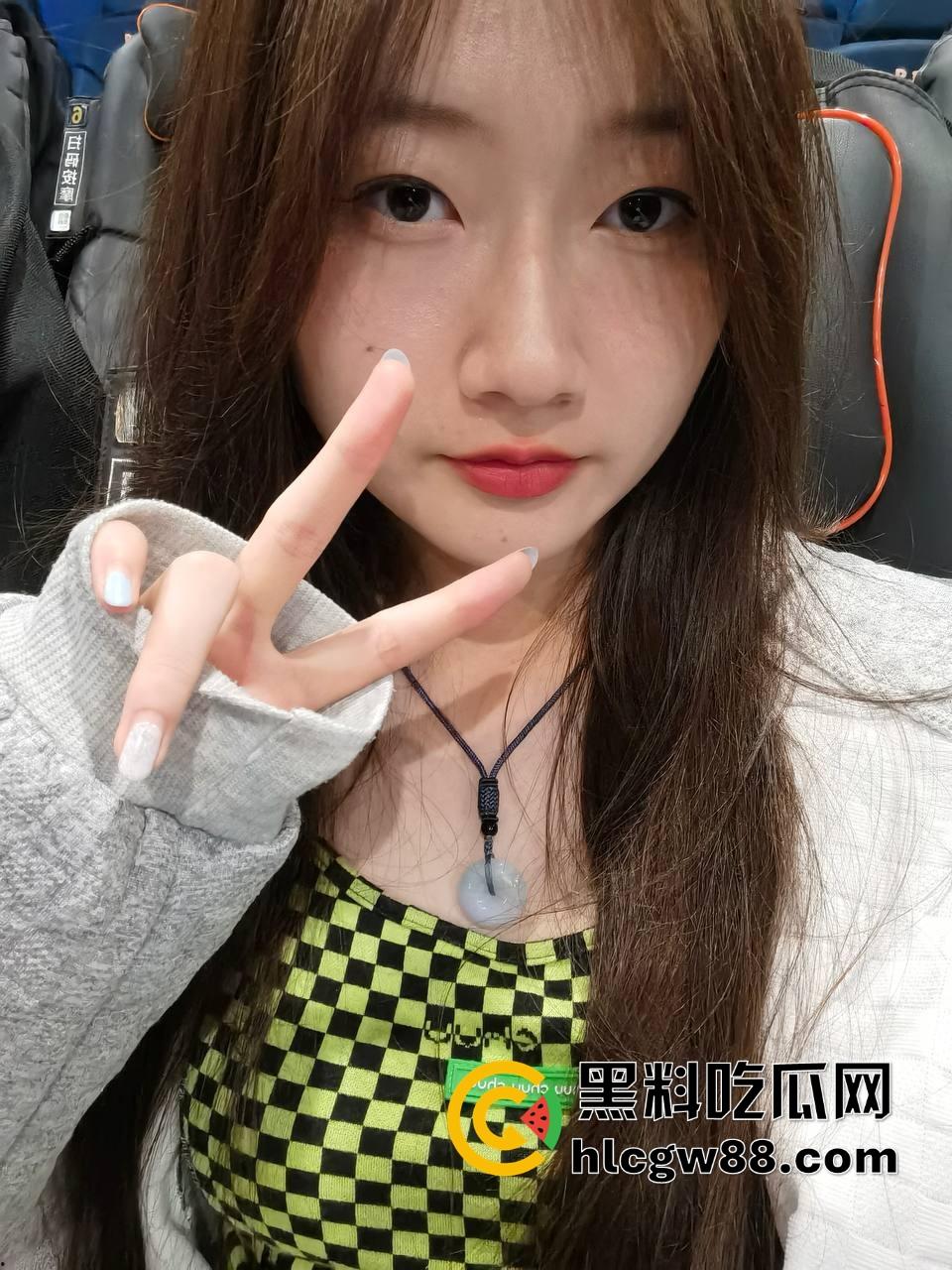 图书馆认识的学姐【宋怡】私下竟是骚浪母狗，背着男友开房放纵，被操到浪叫只求爽，不走心只走肾！-3