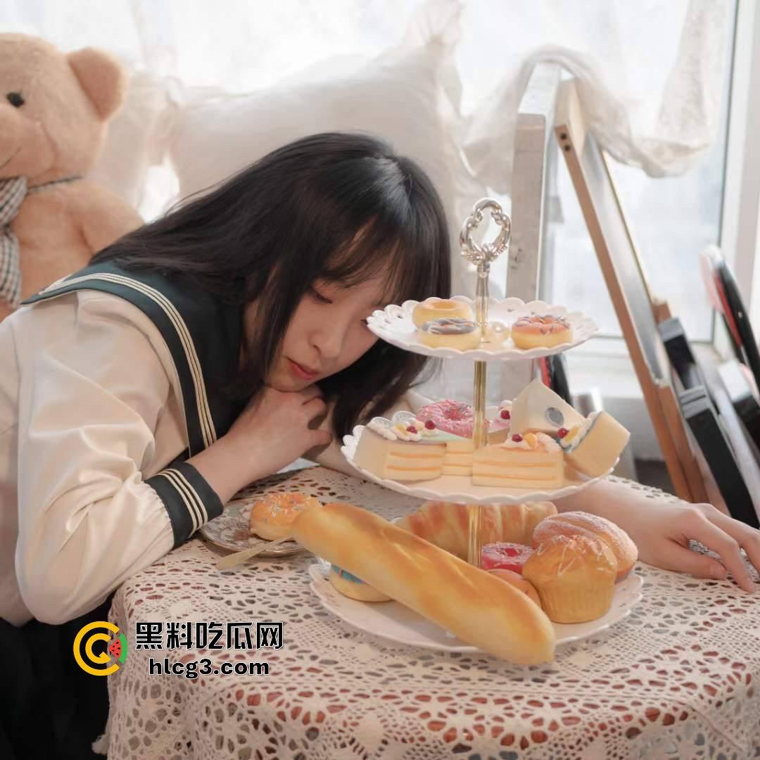 TGU材料学院硕士“LMJ”私拍曝光：COSPLAY女学霸竟然是约炮女郎！-4