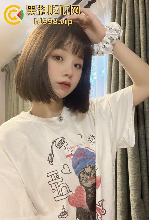 台南应用科技大学00后巨乳反差妹【赵宁】震撼泄密！眼罩手铐激情约啪，结果学长把她当野鸡玩！-4