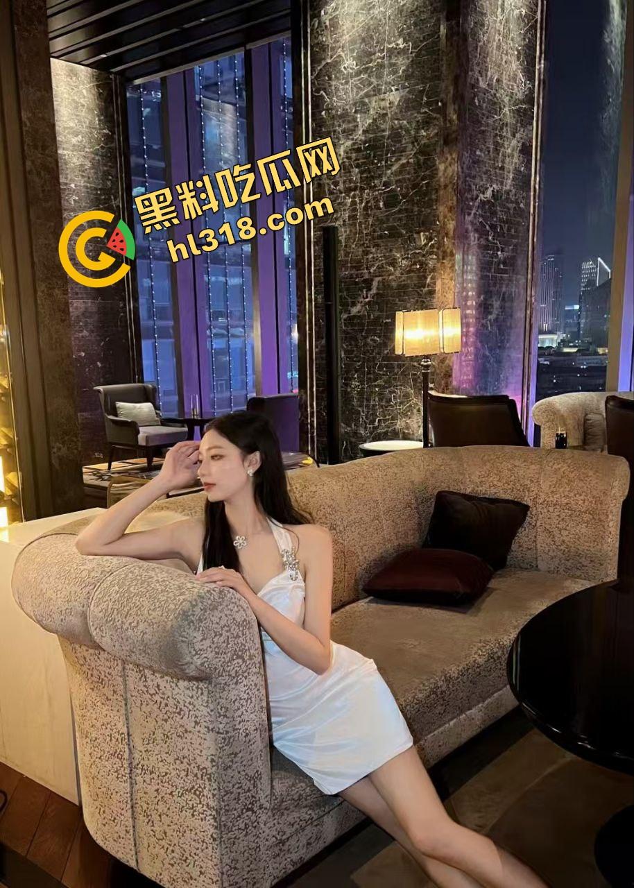 近距离高清锁死怼脸美穴诱惑，双腿夹紧线条毕现细节拉满，美感紧致一览无遗！-4