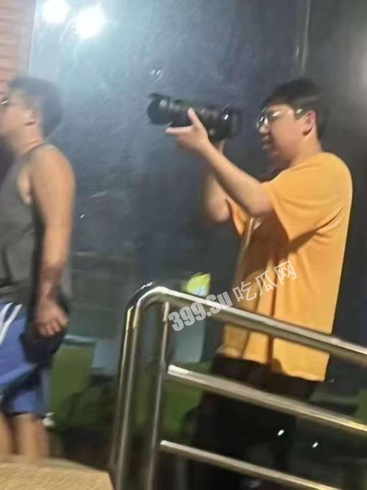 #吃瓜 四川传媒学院 情侣教室视频 多视角集锦-6