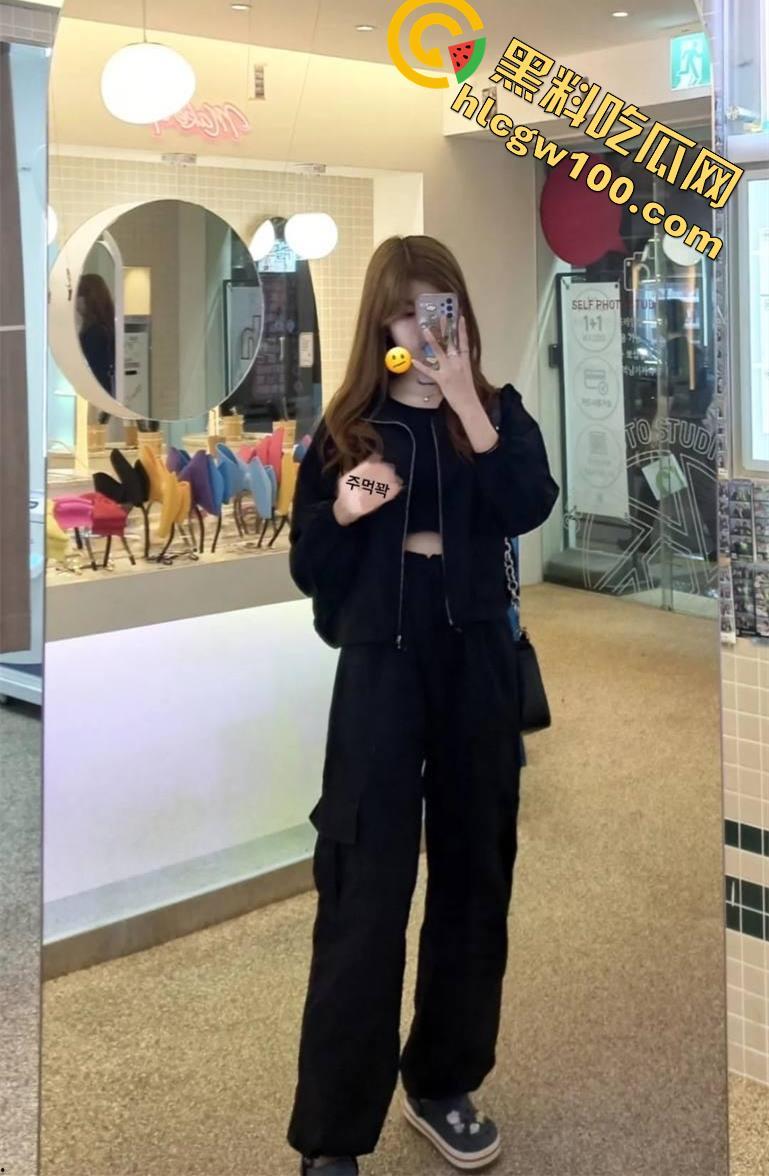 北京语言大学韩国留学生【朴彩恩】，被掐脖爆操直接收下当狗，命令每天自慰插穴-11