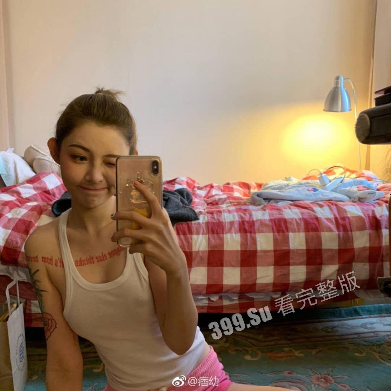 网红界顶流 痞幼 大红前拍的擦边照 合集 105P-13