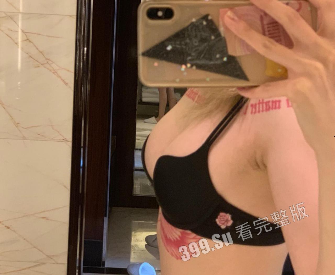 网红界顶流 痞幼 大红前拍的擦边照 合集 105P-55