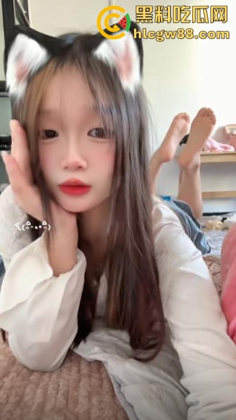 抖音高颜值嫩妹【袁帅】极品身材性感学生妹 私下兼职做骚鸡 1V1裸聊视频流出 内容炸裂！-7