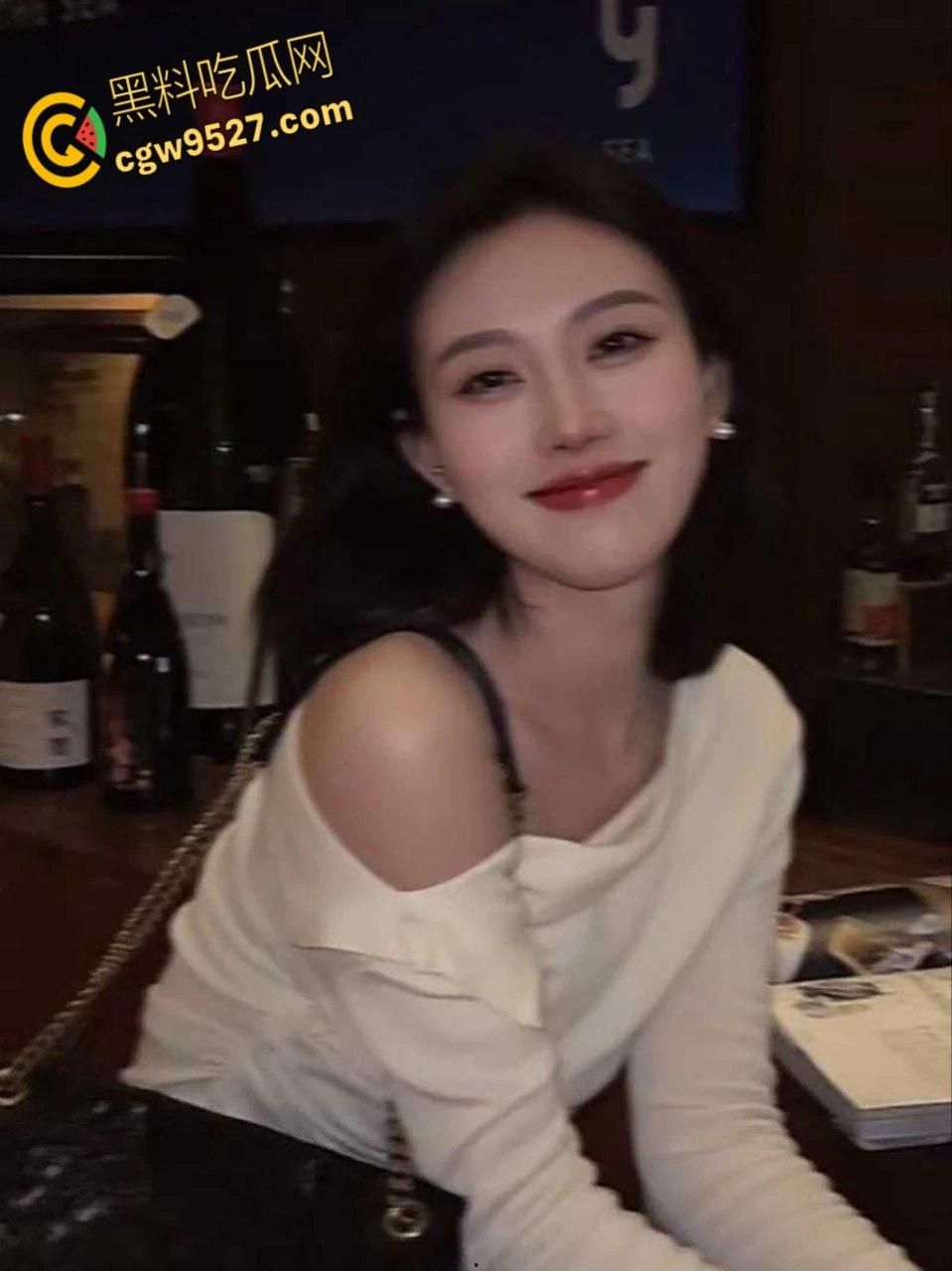 极品模特女友【李慧玲】,半年后怀孕找前任接盘,还要求孩子跟她姓, 这种母狗就该被人唾弃 !-7