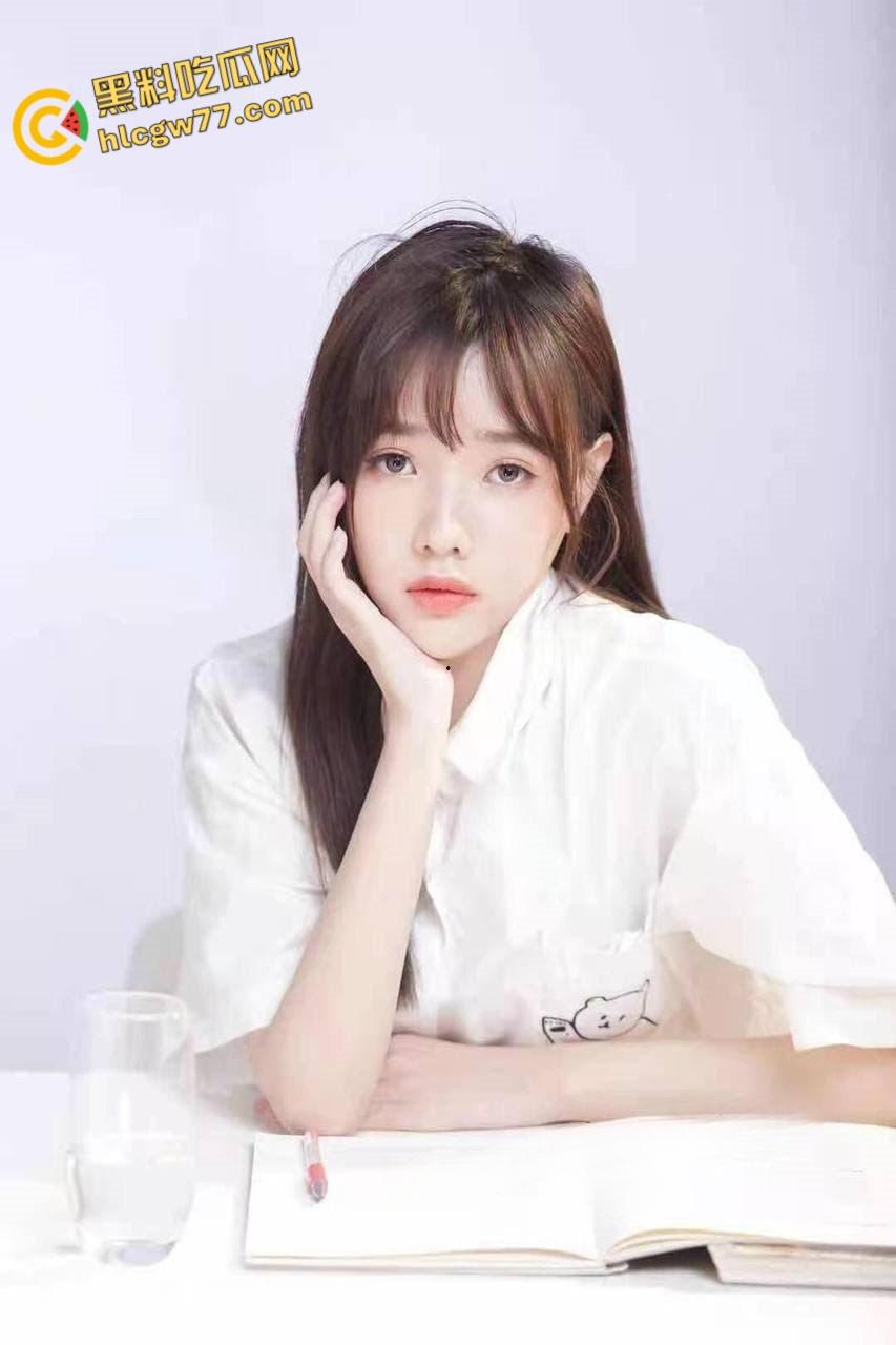 清纯留学生化身媚黑狂婊！聊天记录大曝光，深夜派对被黑人雄风征服，骚母狗的跨国狂欢炸裂全场！-9