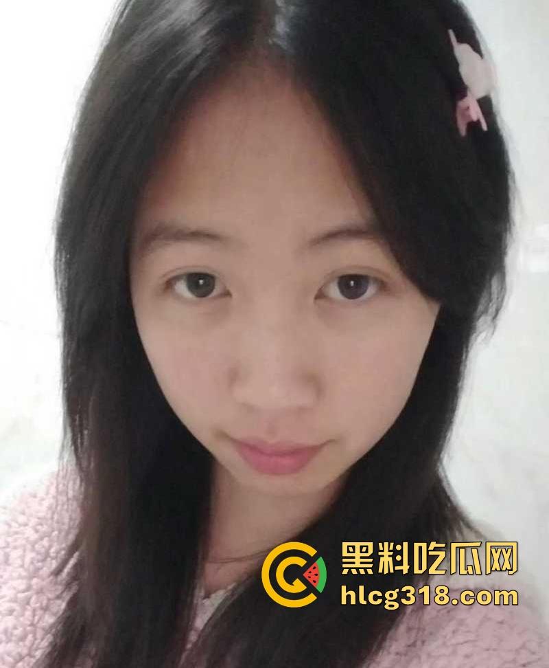 山东烟台学生妹【邓睿熙】18岁极品反差少女软件约炮，掰穴揉搓淫骚自慰勾引炮友，咋这么浪！-2