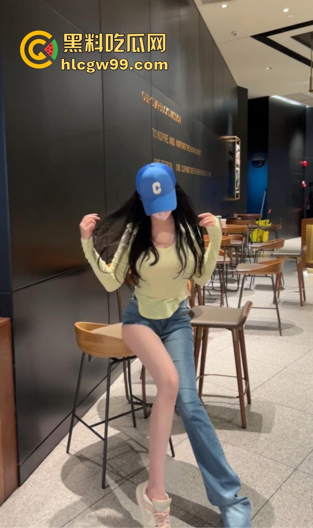 杭州名媛【莎莎】曝光,细腰丰乳肥臀奶子又白又大,富哥专用精盆,联动闺蜜被金主调教啪啪!-1