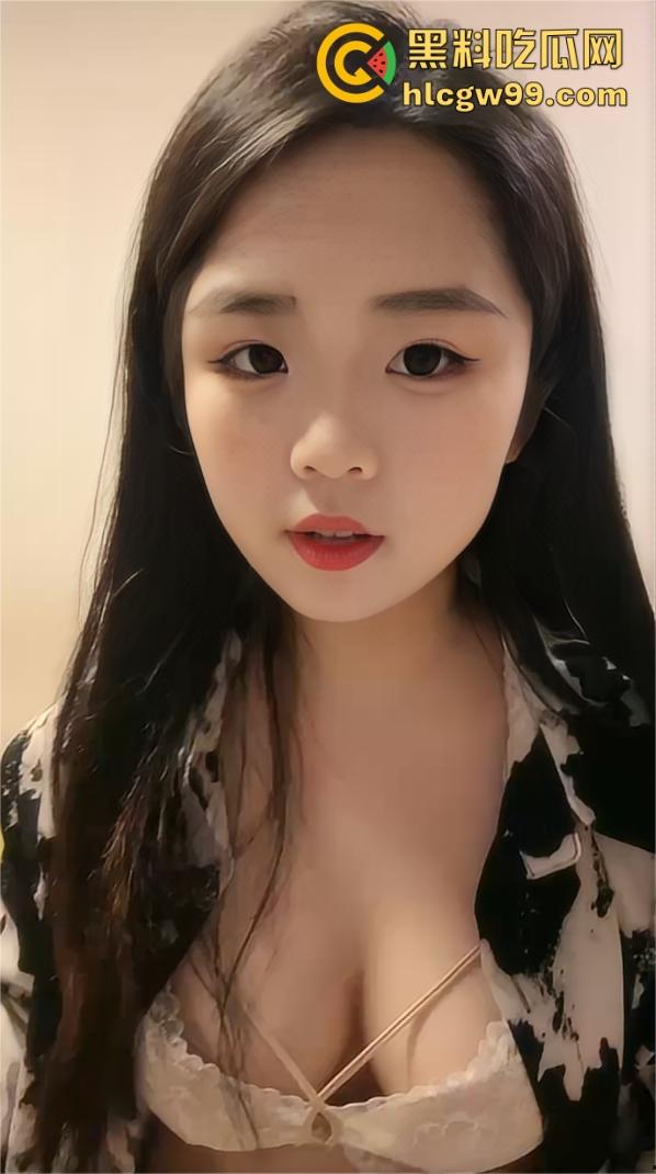 石家庄精神小妹【欧阳辛】肥臀纹身母狗被打桩，满背震颤冲击力爆表，骚穴子宫被操成飞机杯！-3