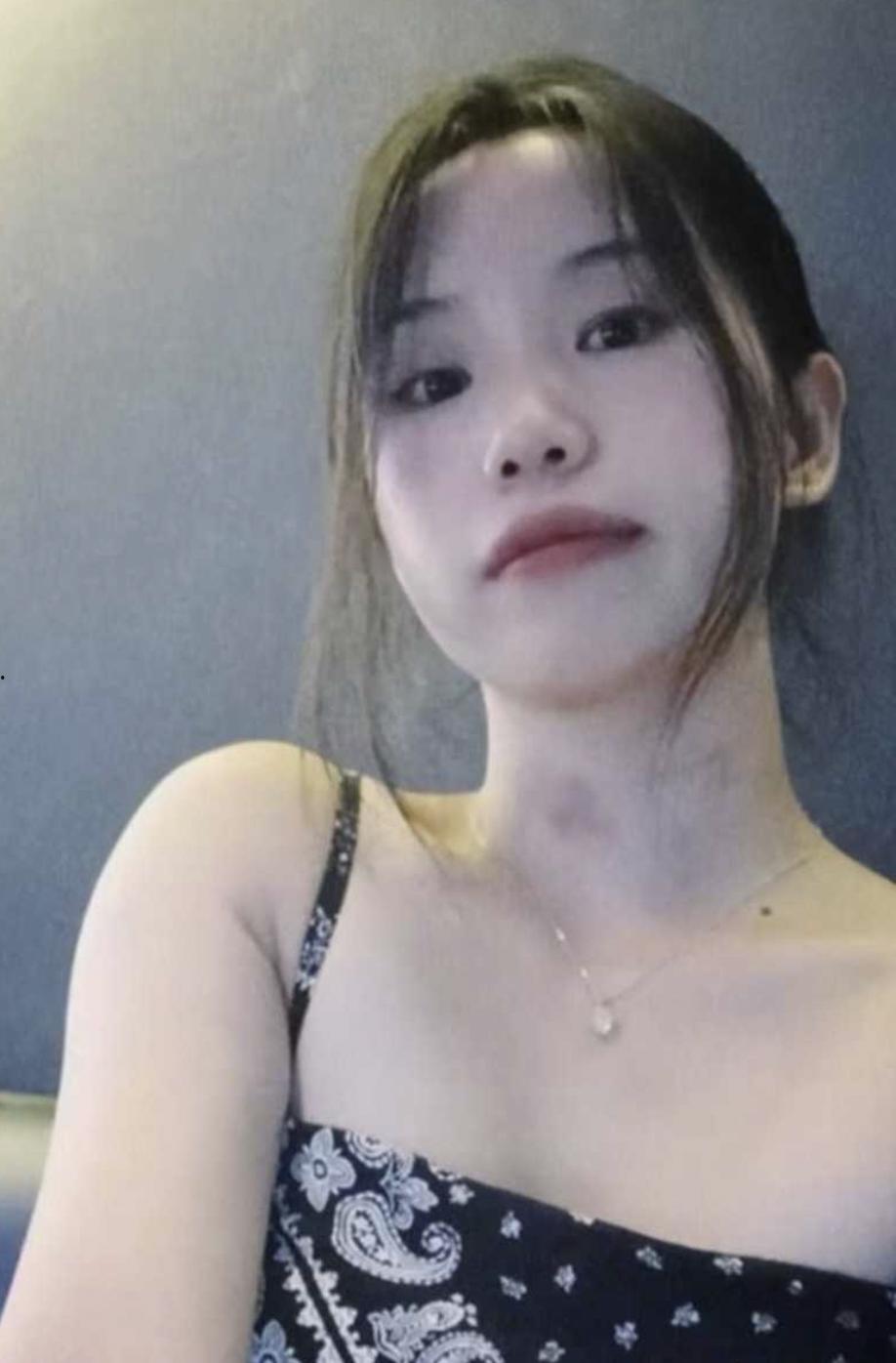 B 站抖音 Ashley 打瞌睡 寸言女王 极品反差大学生 大尺度淫荡露点赤裸勾引 多部合集-8