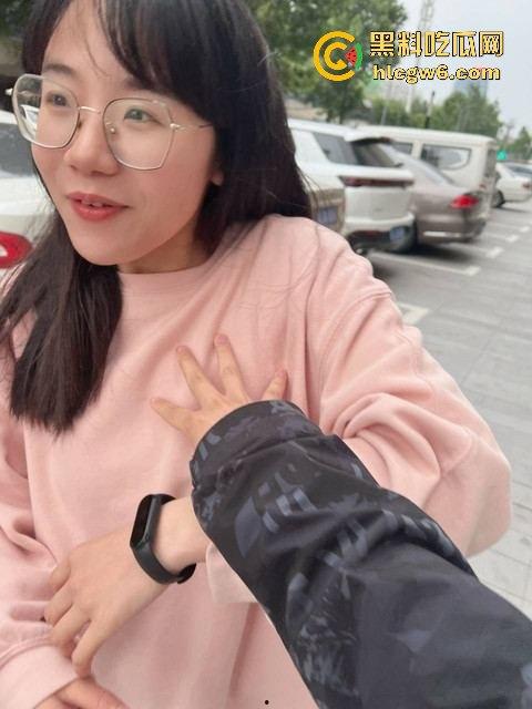 张家界第一人民医院护士【张婉婷】 分手后惨遭渣男无情曝光,极致反差的乖乖女!!-1