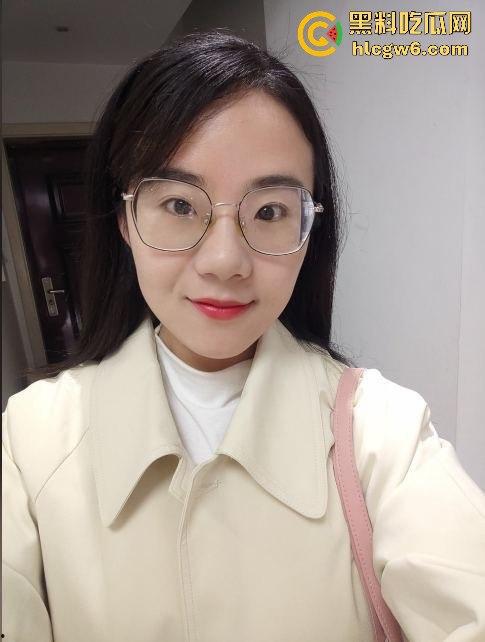 张家界第一人民医院护士【张婉婷】 分手后惨遭渣男无情曝光,极致反差的乖乖女!!-6