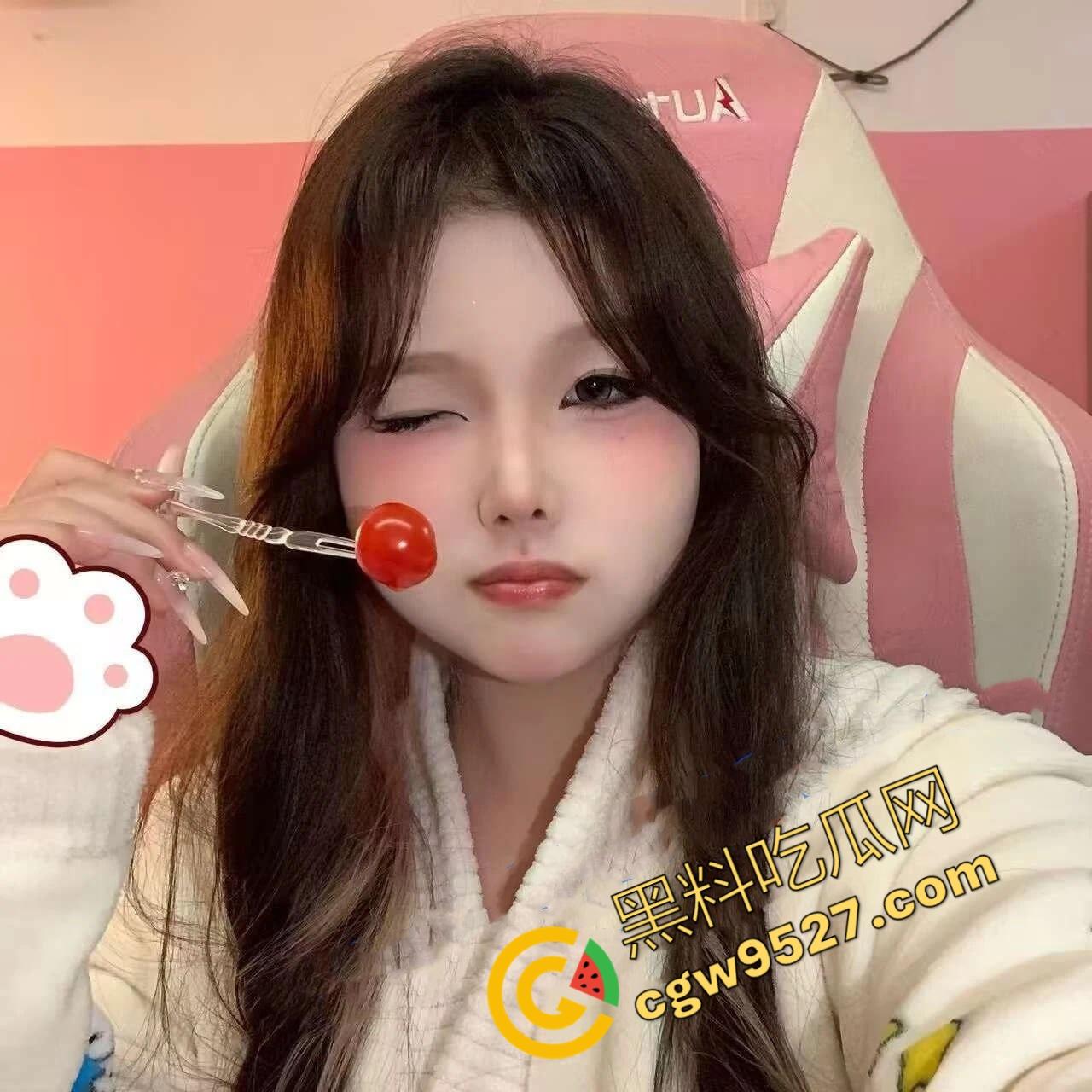 湖北大学生梁玉莉专修性爱学,床技高超让金主欲罢不能,巨乳肥臀淫水超多,妥妥的吸精神器-2