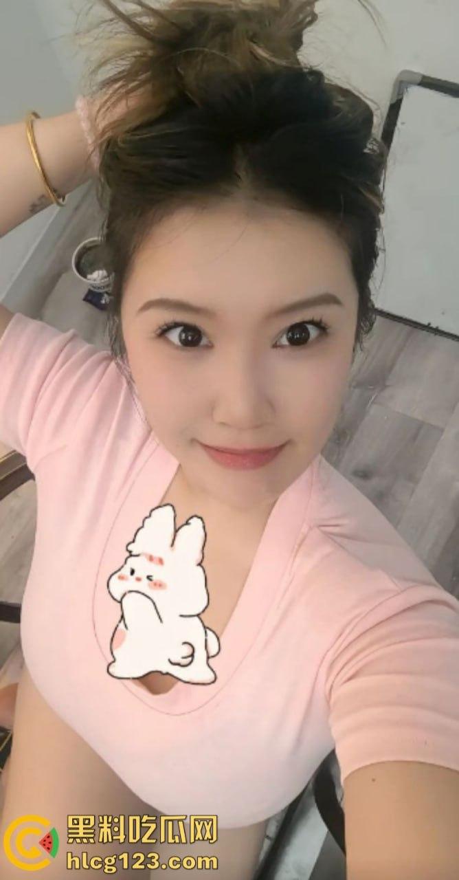 这奶子比我头都大！抖音巨乳网红 【G宝】 奶子绝对的真 这得多大罩杯啊！-6