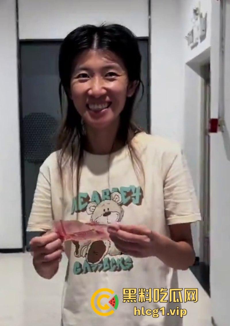 三和女大神差点没有饿死在深圳!博主“涛哥”采访了一位露宿街头的女大神!-3