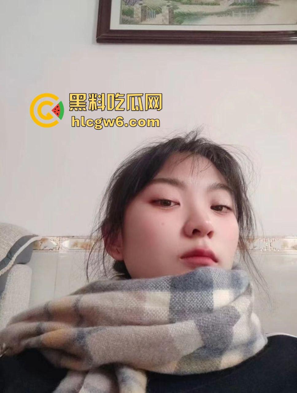 贵州财经大学商务英语大一学生【常雪】私密视频流出！想不到私下是巨乳白虎-6