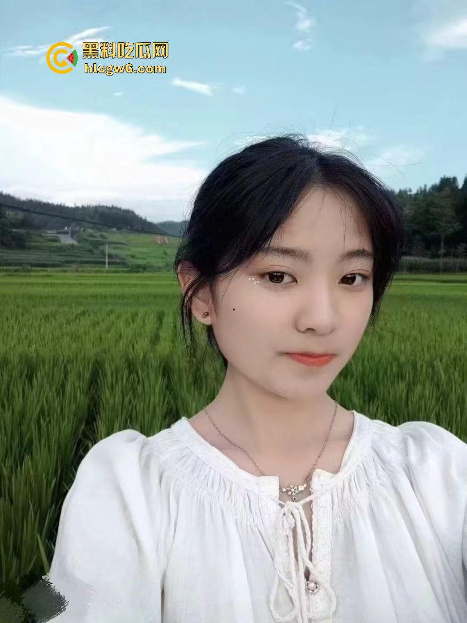 贵州财经大学商务英语大一学生【常雪】私密视频流出！想不到私下是巨乳白虎-13