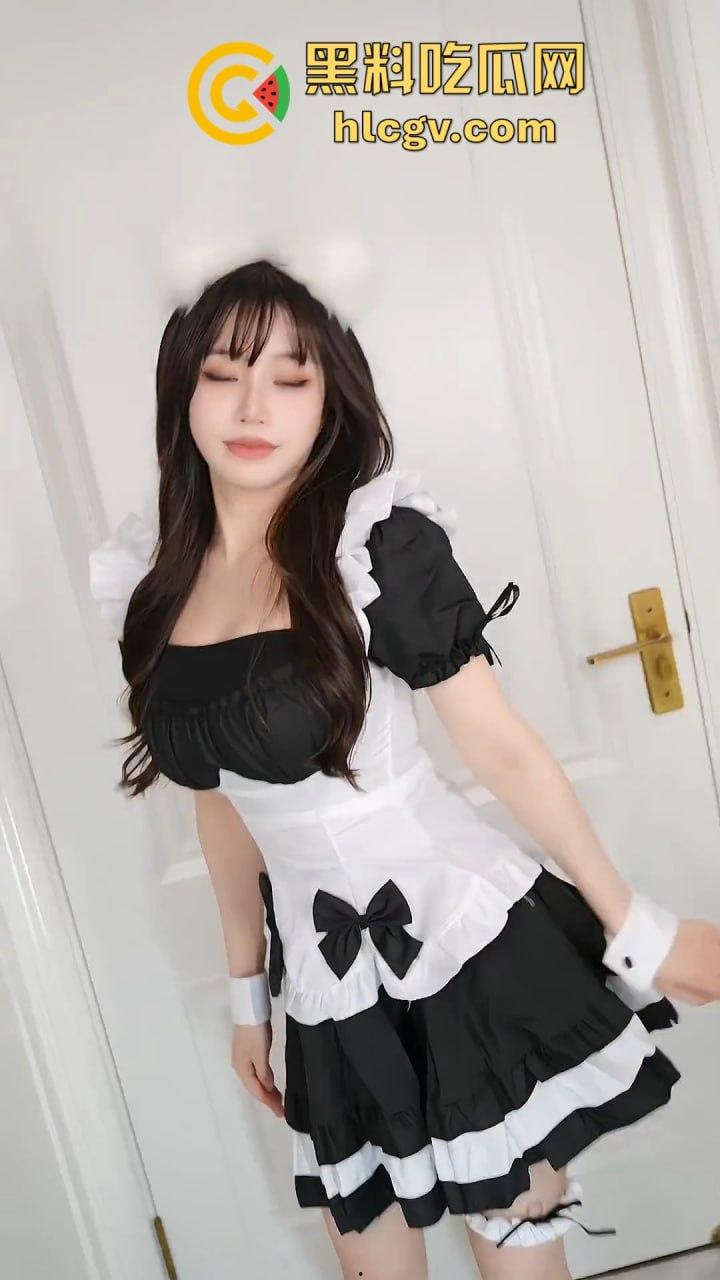 抖音13万粉网红【芋泥丸紫】翻车!停更背后竟是大哥定制跑车刷礼大尺度自慰曝光!-8