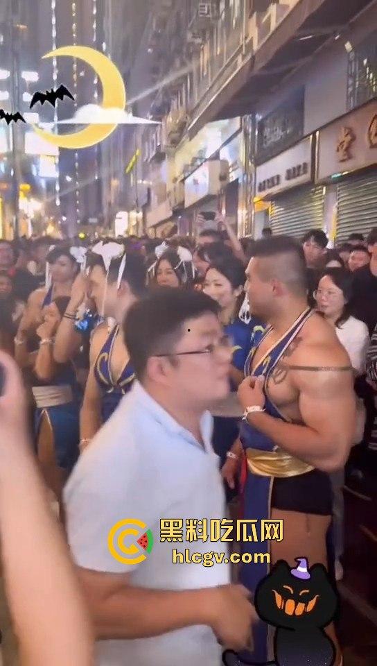 香港兰桂坊万圣节骚翻全场！骚逼骚鸡骚男齐聚，堪称老外的炮窝！-1