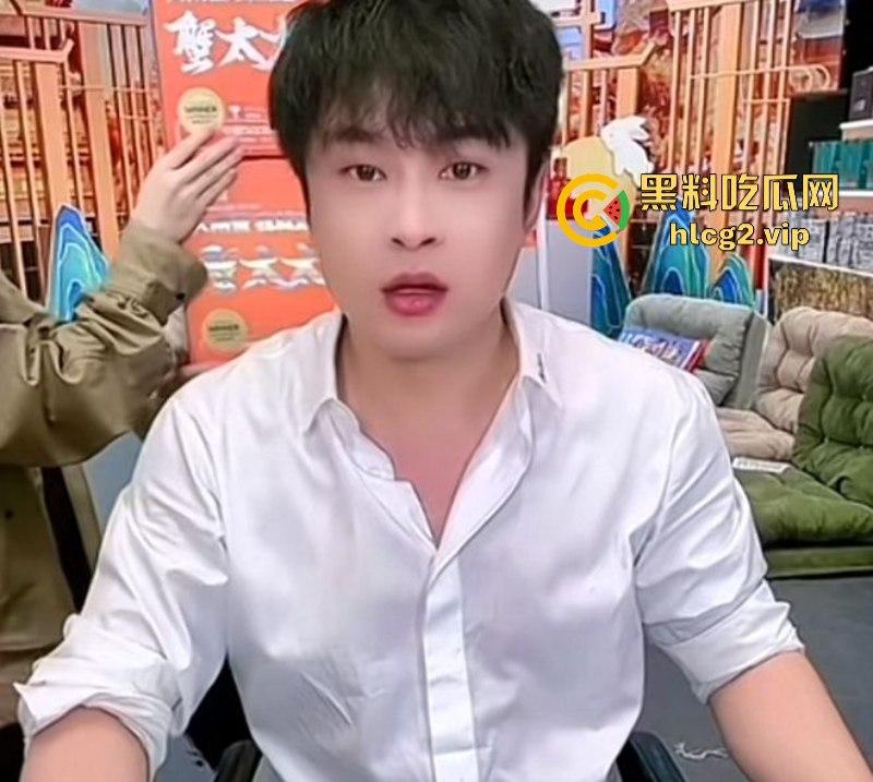 小杨哥辛巴风波升级！沫沫最后露面照曝光肚子凸起明显！沫沫人在看守所遭威胁 双方聊天记录曝光！-21