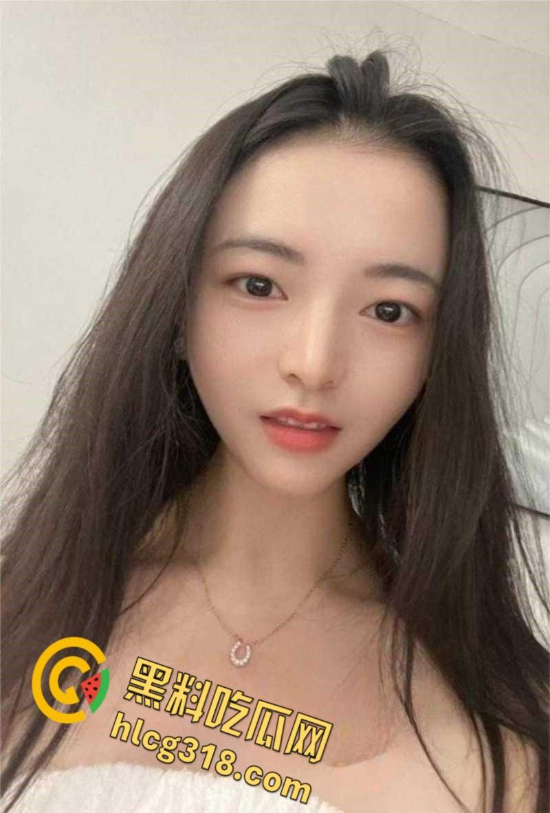 寂寞电子厂厂妹，不求名分不求钱财，只求大屌塞满自己的小穴，甘愿做车间主任的临时炮友 ！-1