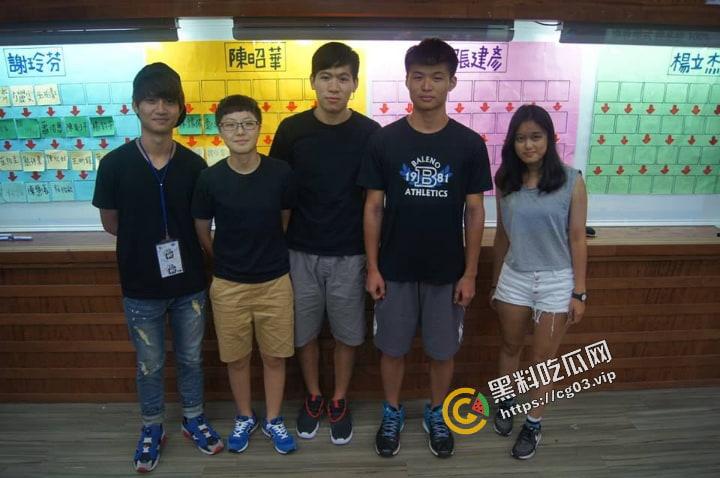 台湾中华大学 运输科技与物流管理系【黄子轩】性爱视频流出 全程表情痛苦  实则呻吟不断享受大屌蹂躏-5