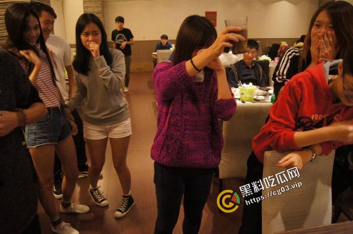 台湾中华大学 运输科技与物流管理系【黄子轩】性爱视频流出 全程表情痛苦  实则呻吟不断享受大屌蹂躏-9