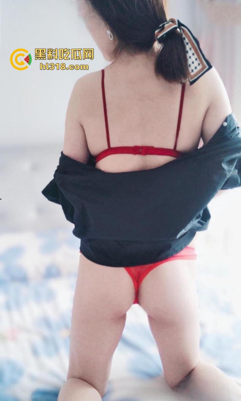 趁着家里没人，终于可以跟嫂子翻云覆雨一番，满足这饥渴已久的小骚货，高潮过后竟主动要求吞精！-10