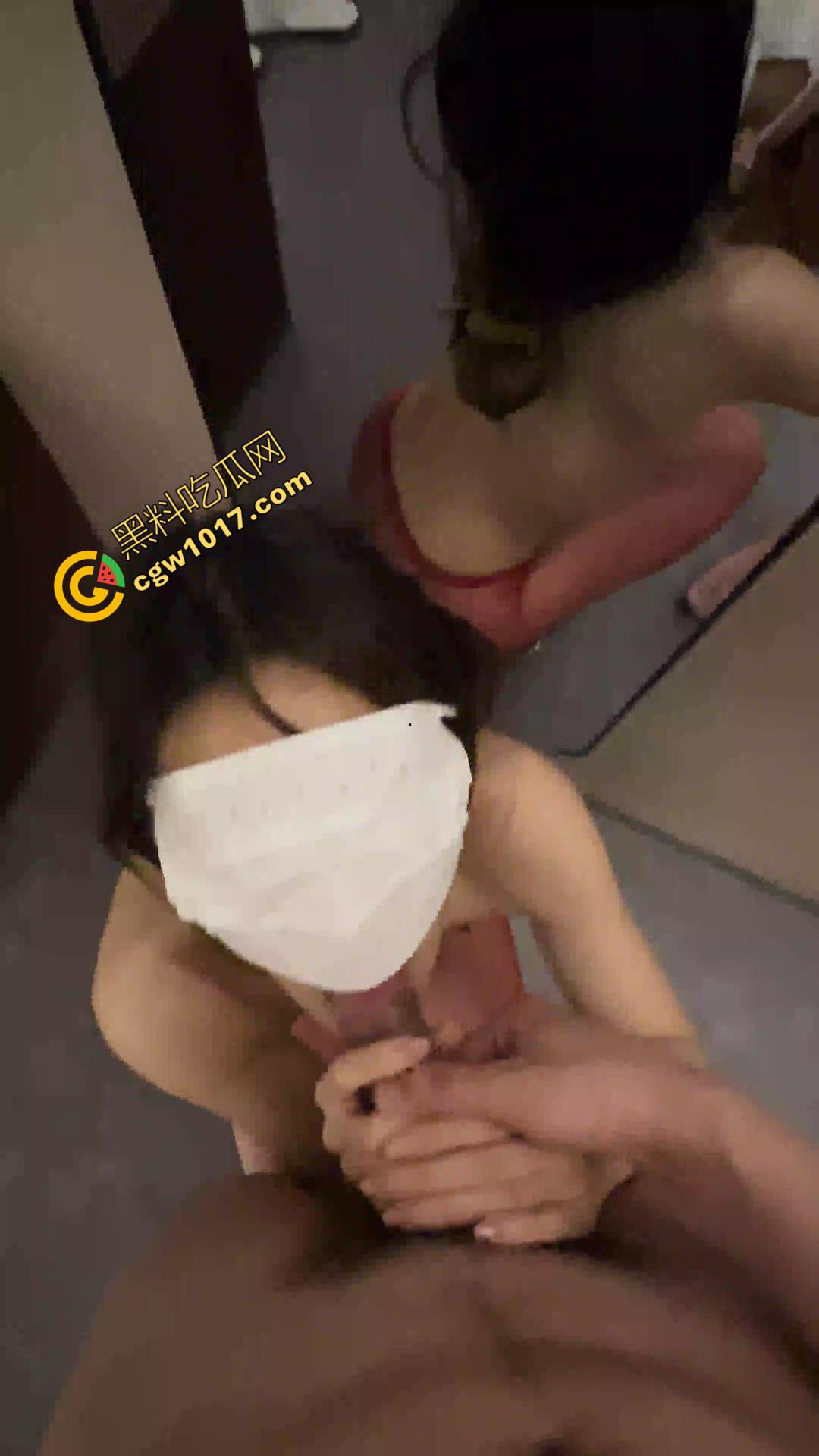 极品大一妹子用玻璃片苦练舌技和深喉技巧!舌头灵活到爆,终于让男友缴械在嘴里,射了满满一嘴!-6