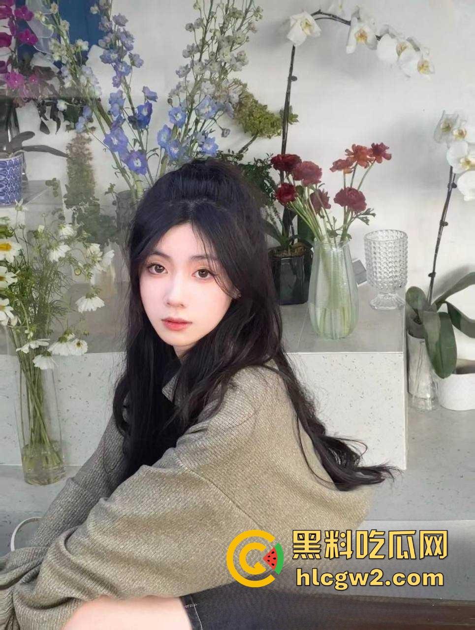 厦门永劫网瘾少女『方若瑶』被爆！骚得无药可救 全网最粉粉嫩鲍鱼被无套乱操，舔鸡巴舔到满脸精液！-16