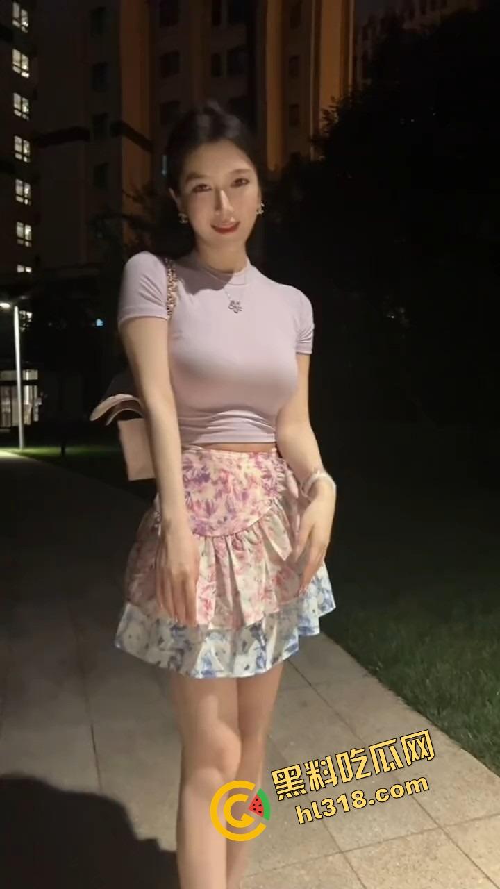 传教士体位遇上极品大奶,冲刺速度一提奶子直接翻江倒海奶浪翻滚,这不是硅胶假奶能带来的感觉!-1