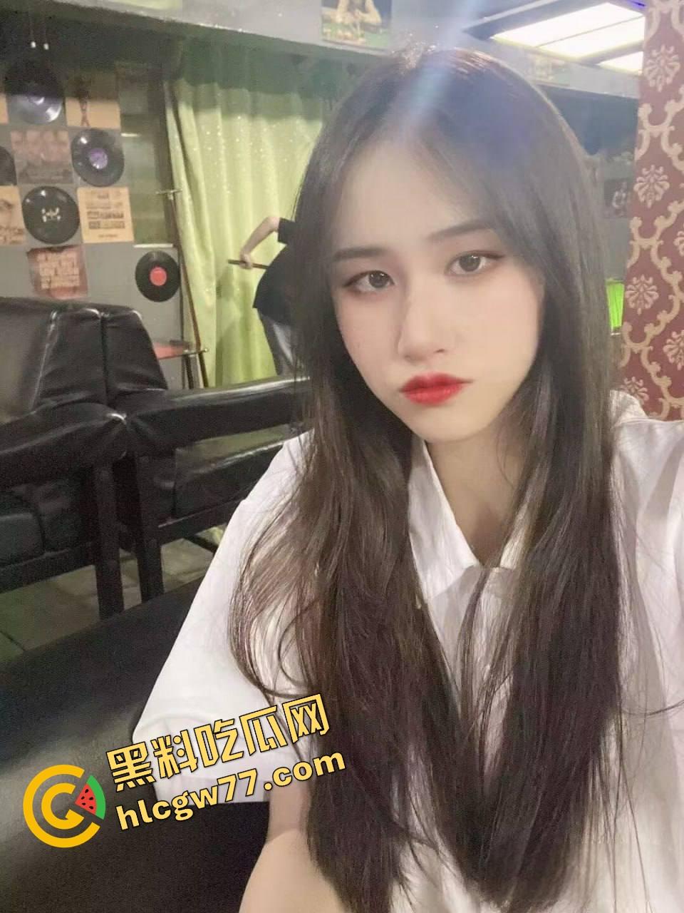 保定学院南校区高颜值女学姐【宋悦】给金主舔棒观音坐莲被干爆 舔狗全员破防!-1