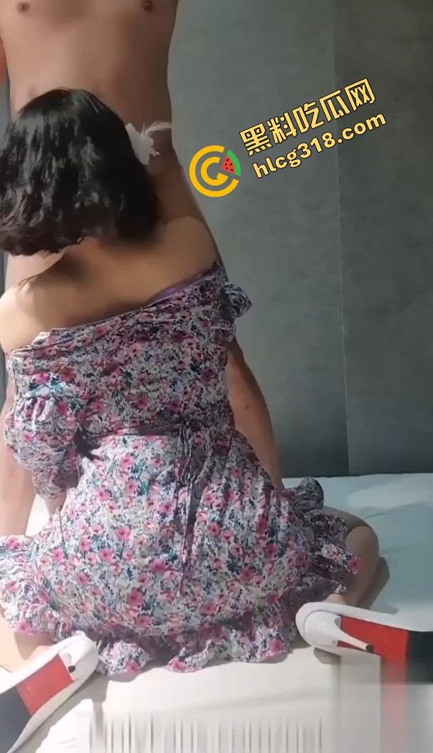 白皙爆奶骚少妇蒙眼深喉只为更刺激,口交成瘾只为极致高潮,这场激情你敢看完吗?谁能不心动?-14