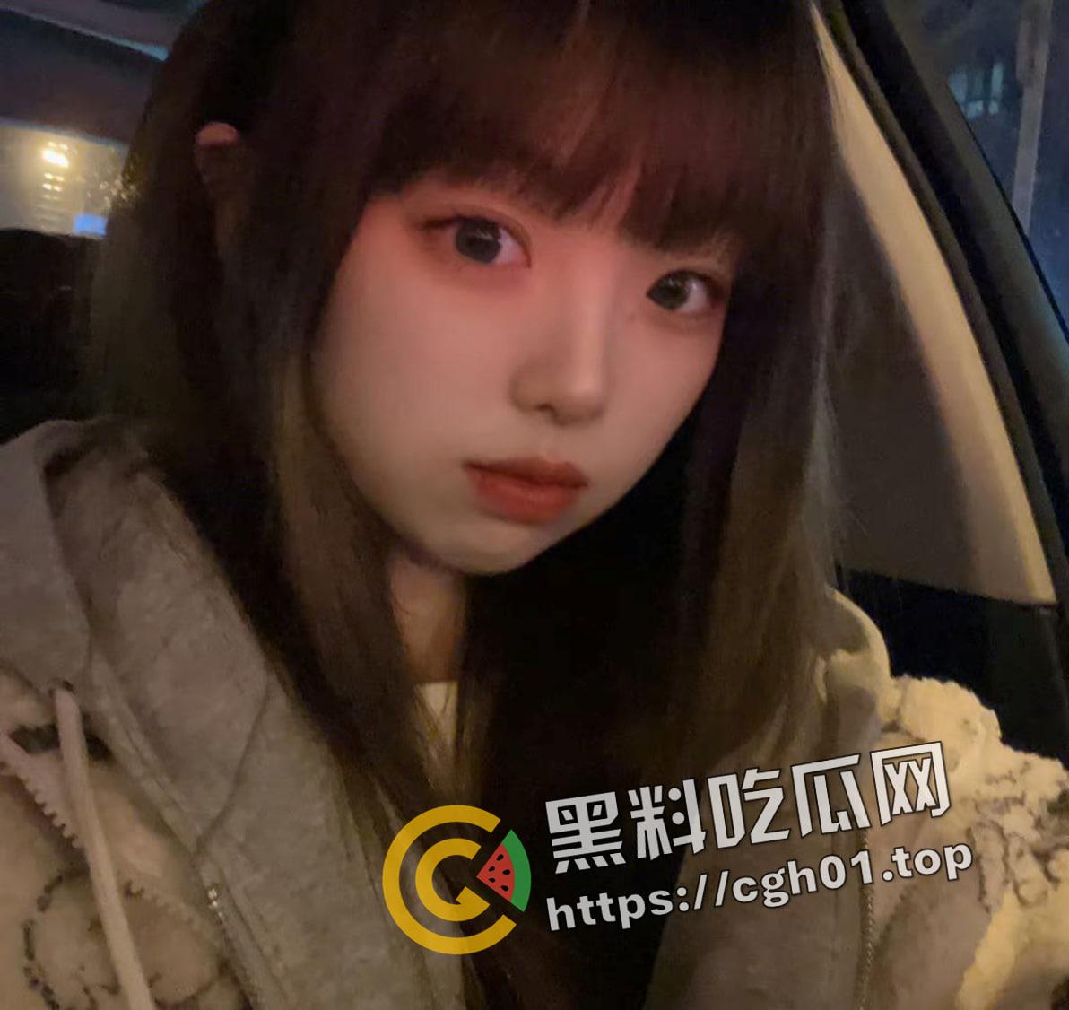 可爱无敌!四川大学妹子 贷款还不上被调教成甜系母狗 叫声娇嫩让人舍不得草-3